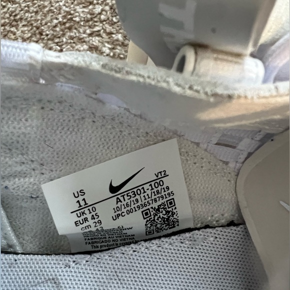 Nike React Sertu Theioth Sneakers - Picture 8 of 9